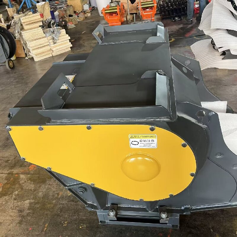 Godet de concassage hydrauliqu - Heavy Equipment Attachments avis et prix